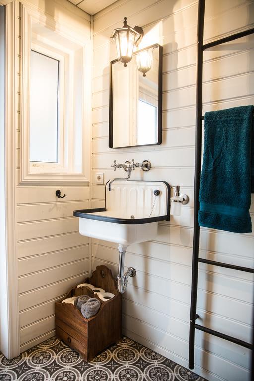 Gullfoss & Geysir Luxury Cabin レイクホルト エクステリア 写真